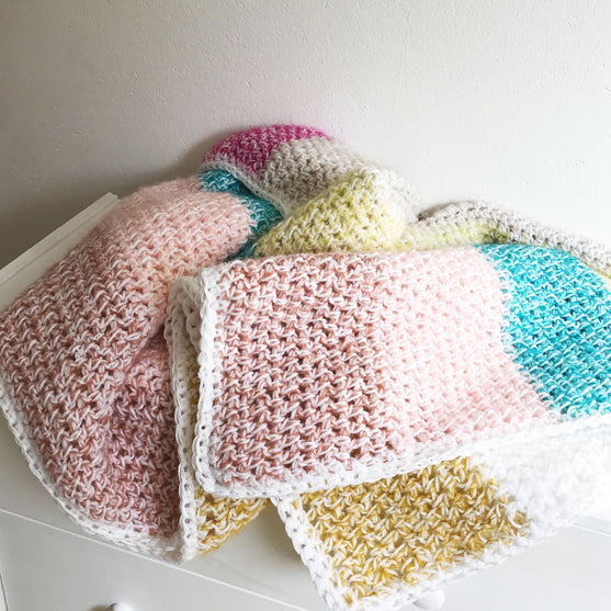 U + ME - Blanket
3