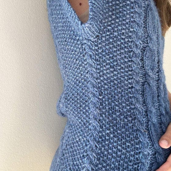 Clematis Twist - Slipover
8