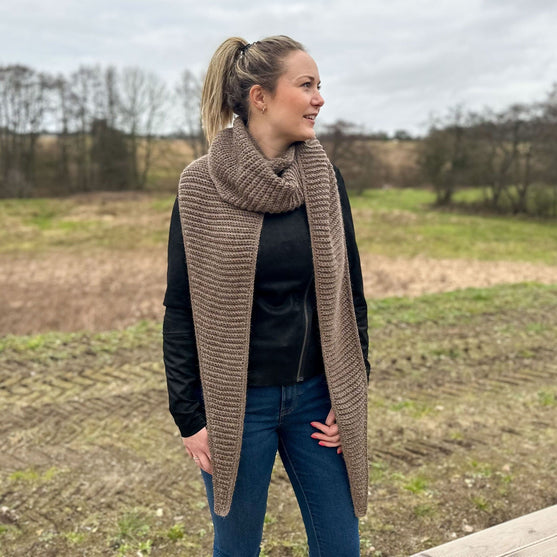 Simple Big Scarf
2
