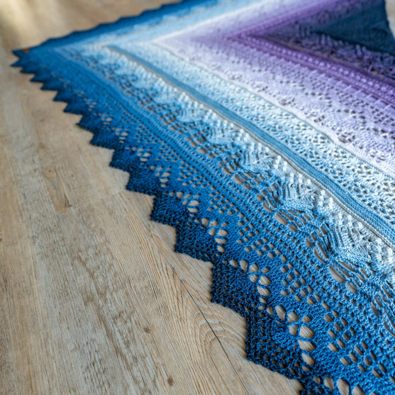 Frozen Iris - Shawl
8