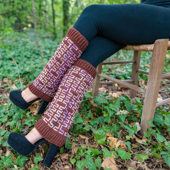 Twisted Maze - Leg Warmers
3