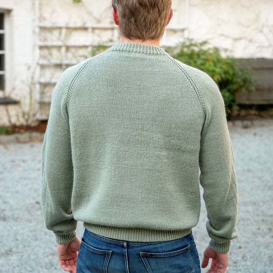 118-05 Ultimate Sweater
5