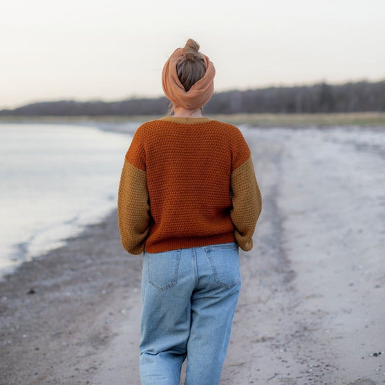 437-16 Vilja Cardigan
3