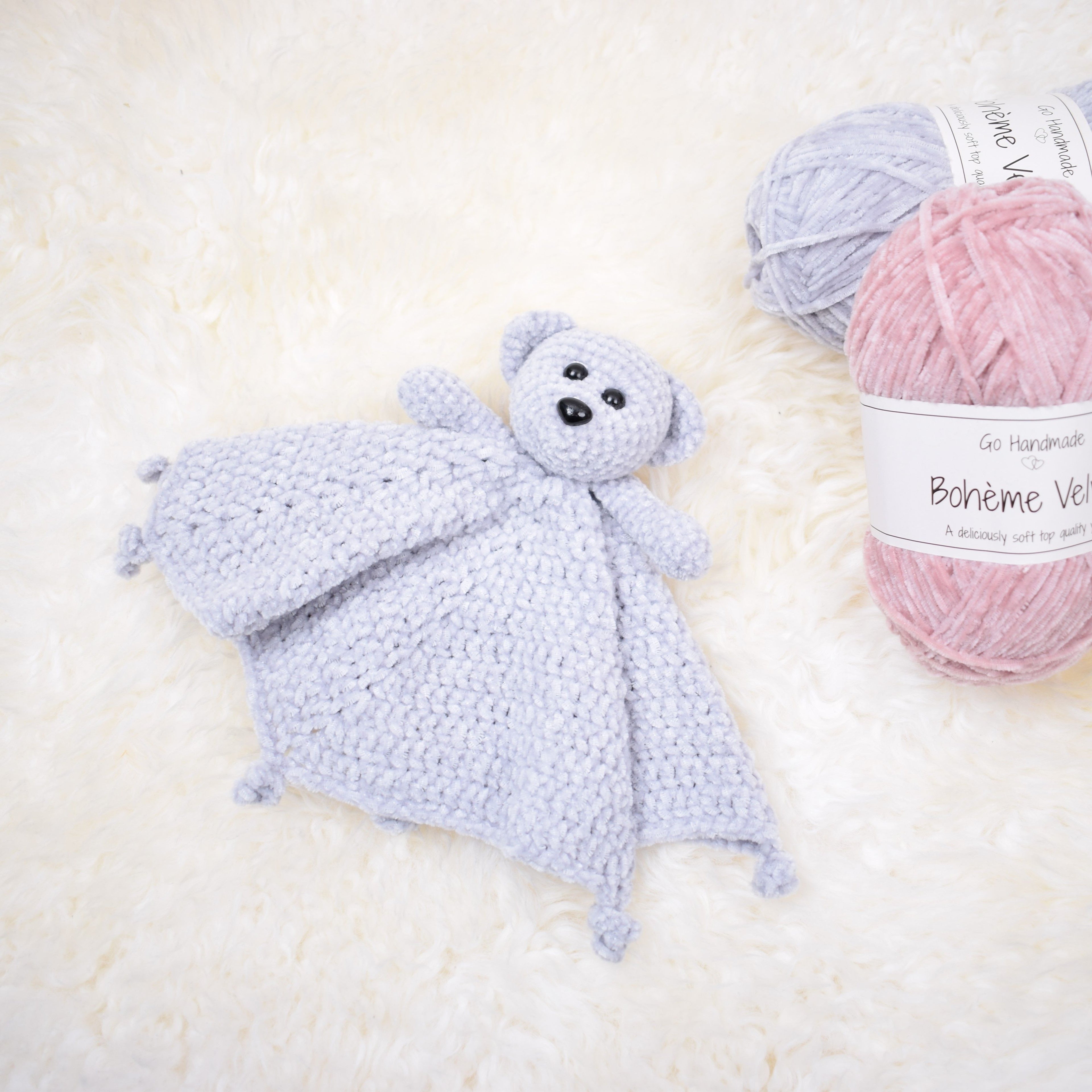 Snuggle Bear and Blanket – Hobbii
