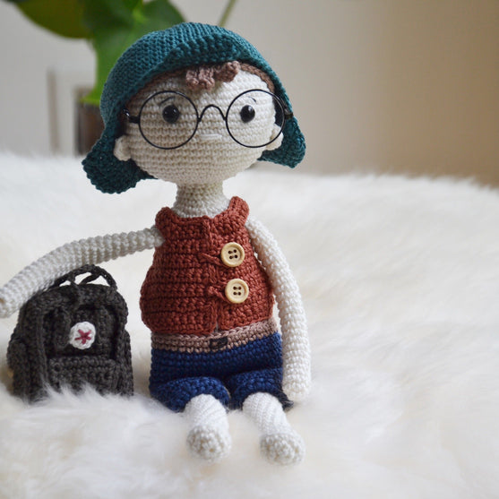 Sungi - Doll
1