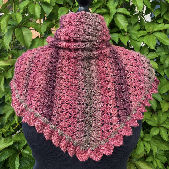Dragon Scale Shawl
3