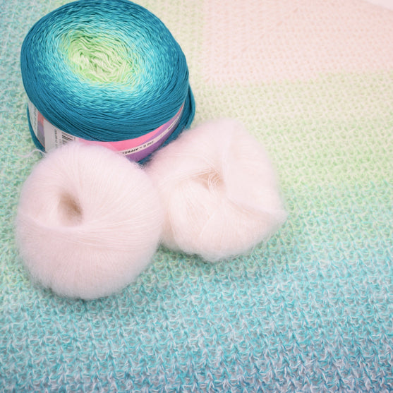 Winter Happiness Shawl
4