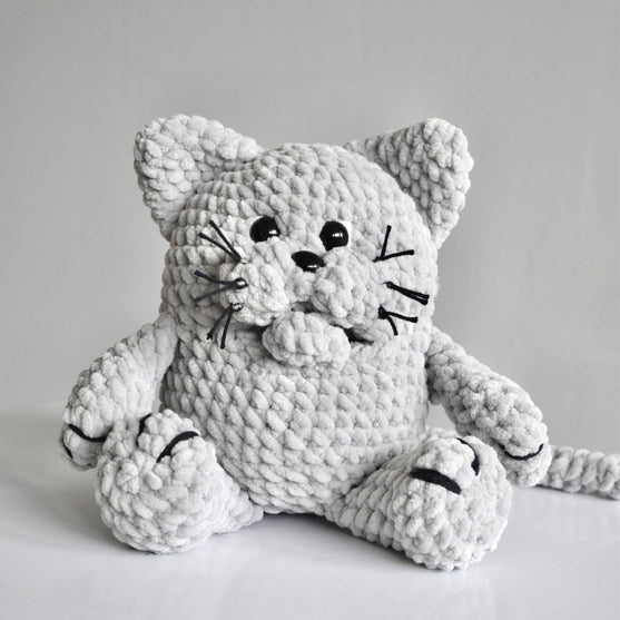 Misse the Cat
3