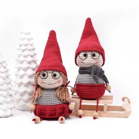 The elves Kvist and Maise