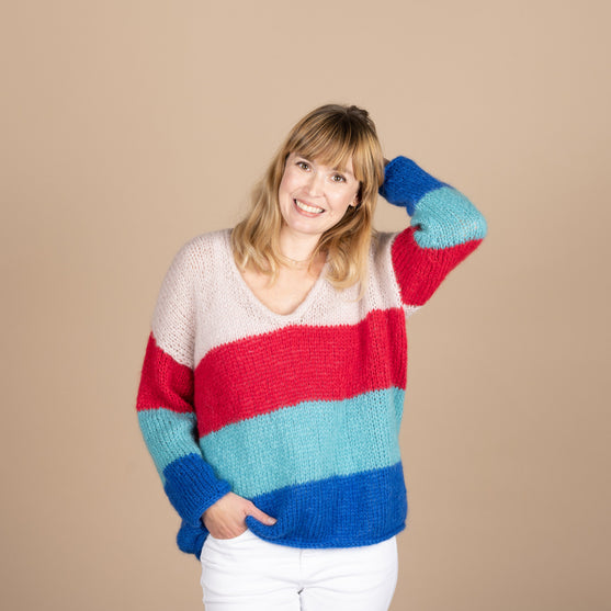 Jolie - Long Sweater
2