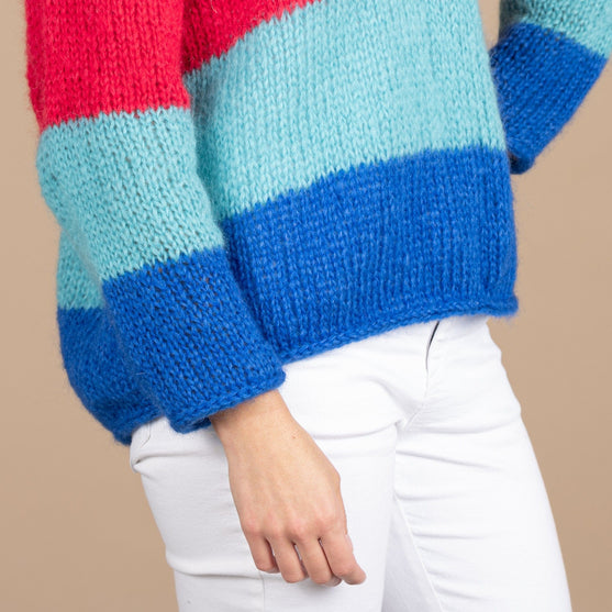 Jolie - Long Sweater
4