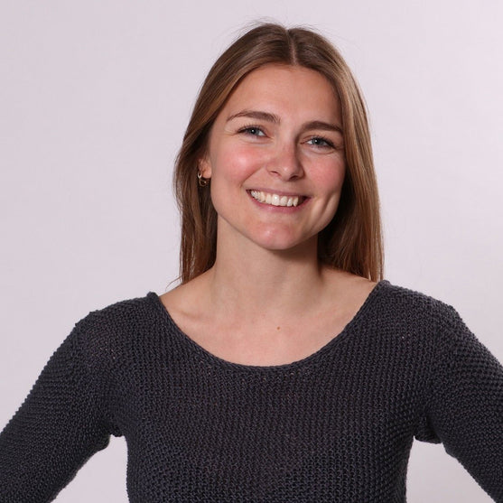 Deep Back with Sleeves
2