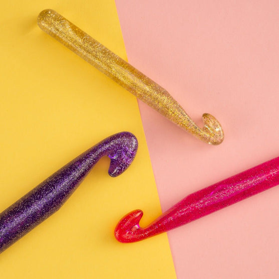 Glitter Crochet Hook - Hobbii
11
