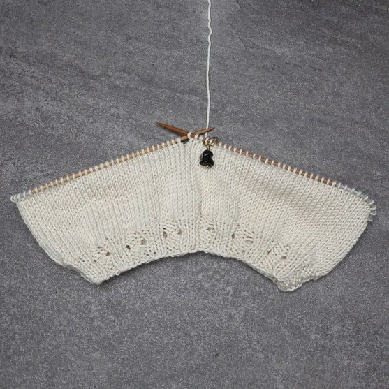 Stitch Markers w. Stones - Hobbii
3