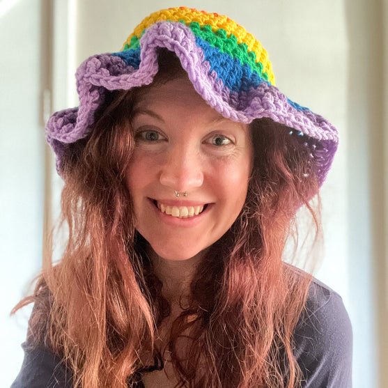Jazzy - Bucket Hat
3