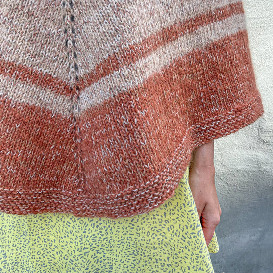 Katharine - Poncho
3