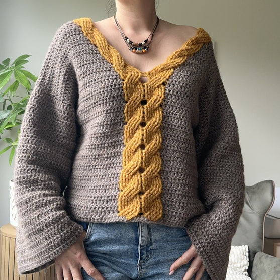 Serena Cable - Sweater
2
