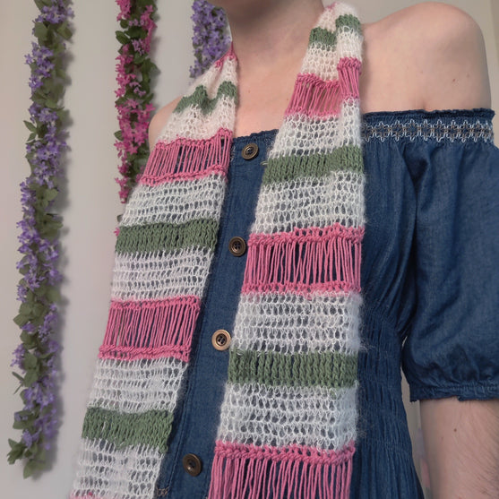 Spring Bloom - Scarf
2