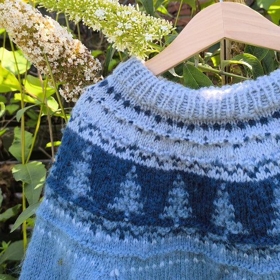 Fluffy Winterday - Children’s Sweater
4