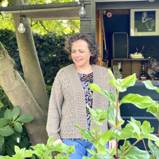 Backflip - Cardigan
3