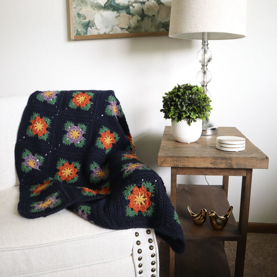 Fleur - Throw
1
