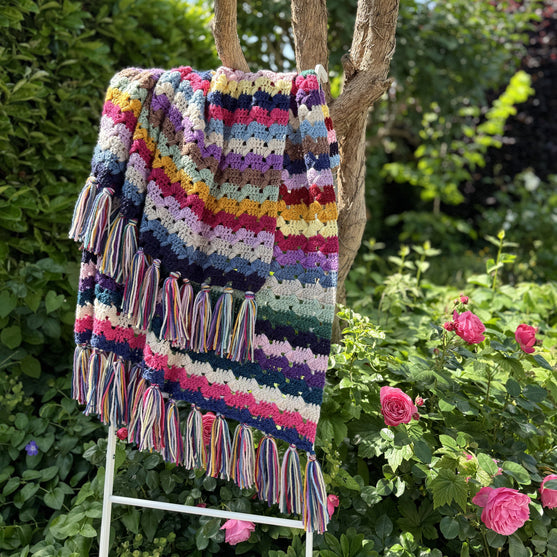 Gia - Blanket
2