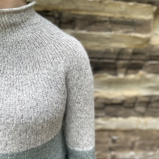 Cozy Cabin - Pullover
5