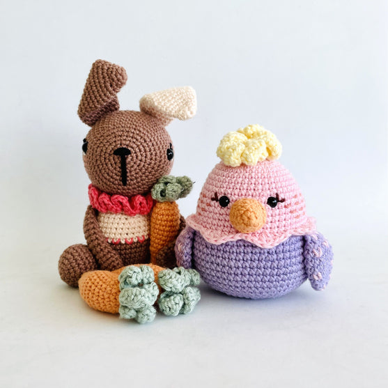 Colorful Easter - Bunny & Hen
1