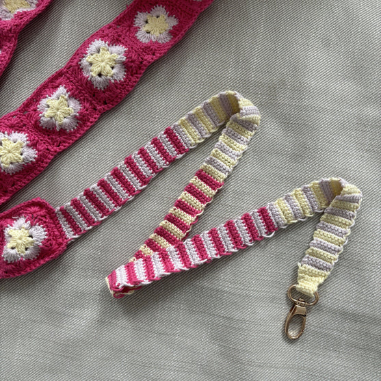 Lacy - Hands-free leash
4