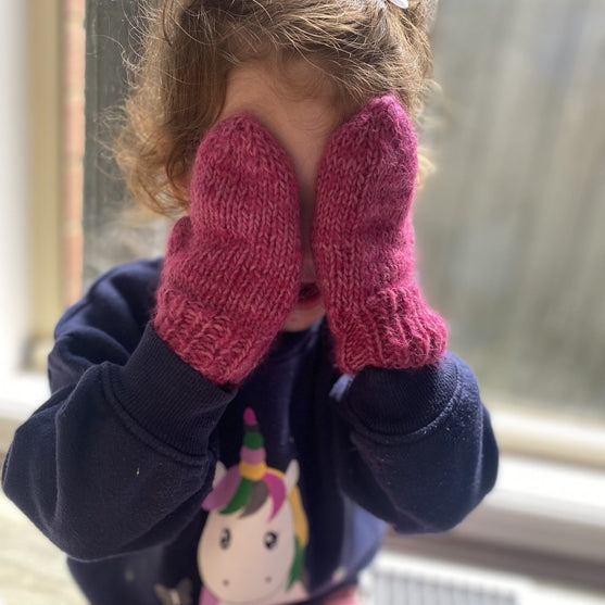 Fuzzy Wuzzy - Mittens
4