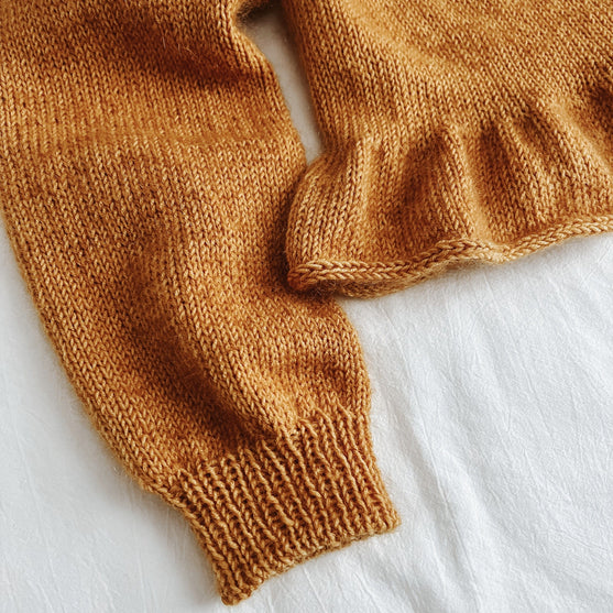 Cotton Candy - Sweater
5