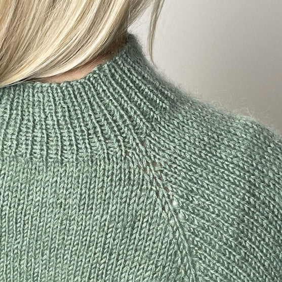 Sandy - Sweater
5