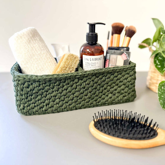 Basket with 2 compartments
2