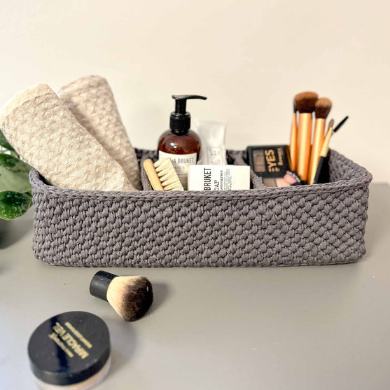 Basket with  3 Compartments
5