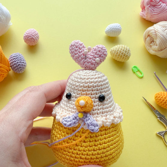 Chicken - Easter Surprise Egg
5