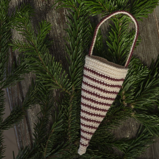 Cones - Christmas decoration
6