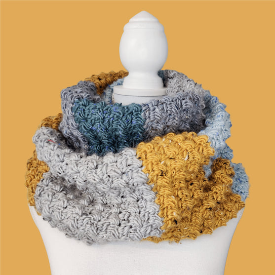 Tweed Delight - Scarf
4