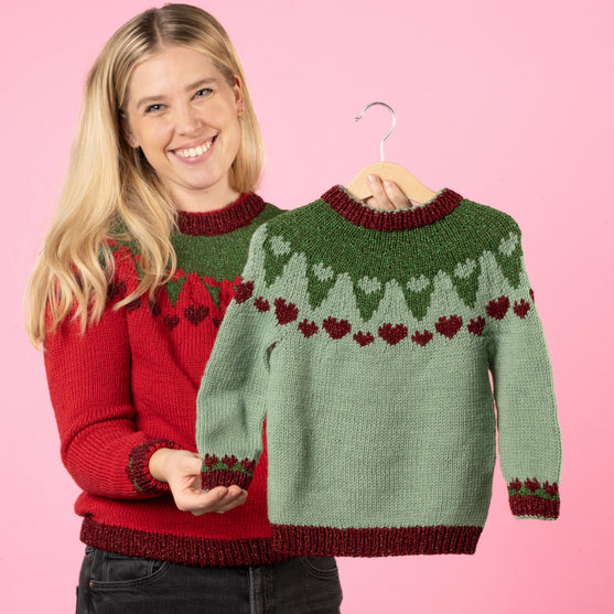 XmasHearts - Sweater
5