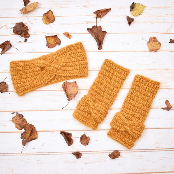 Nynne – Wrist Warmers
5