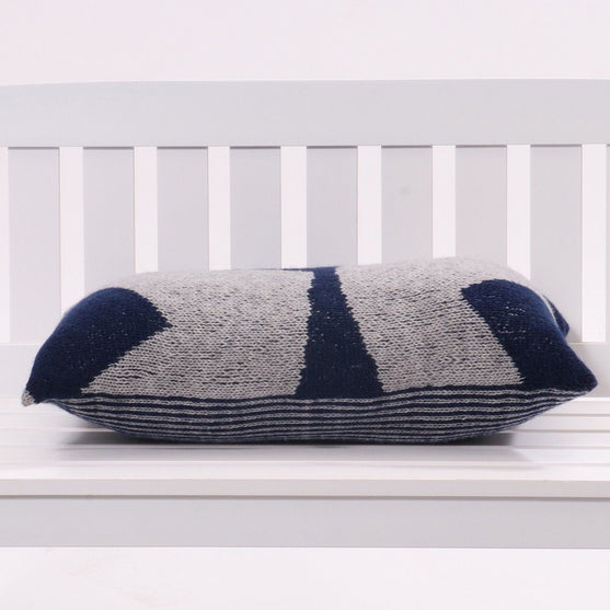 Faroe Cushion
3