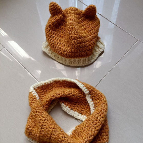 Cat - Children’s Beanie and Infinity Scarf
2