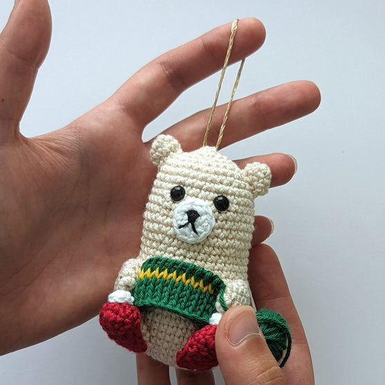 Stanley - The Knitting Bear
3