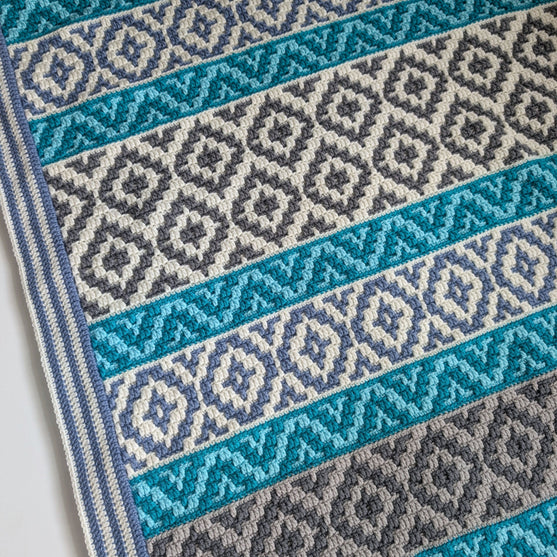 Ocean Kisses - Blanket
4