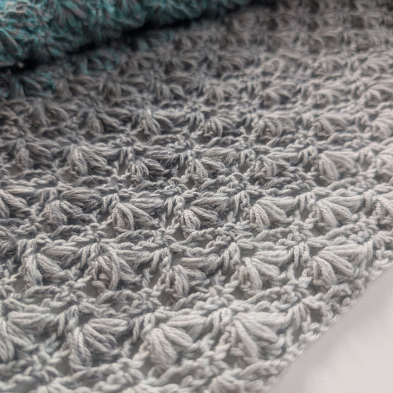 Puff Elegance - Shawl
5