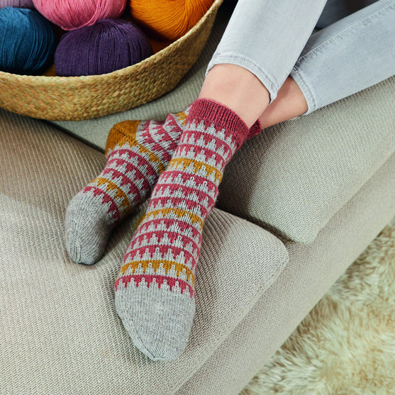 Socks in Fair Isle Pattern
1