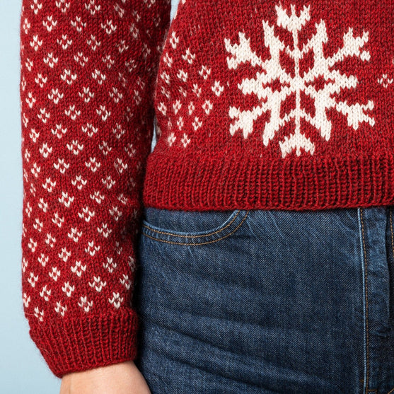 Scarlet - Sweater
8