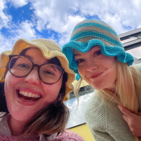 Sopka - Bucket hat with ruffles
7