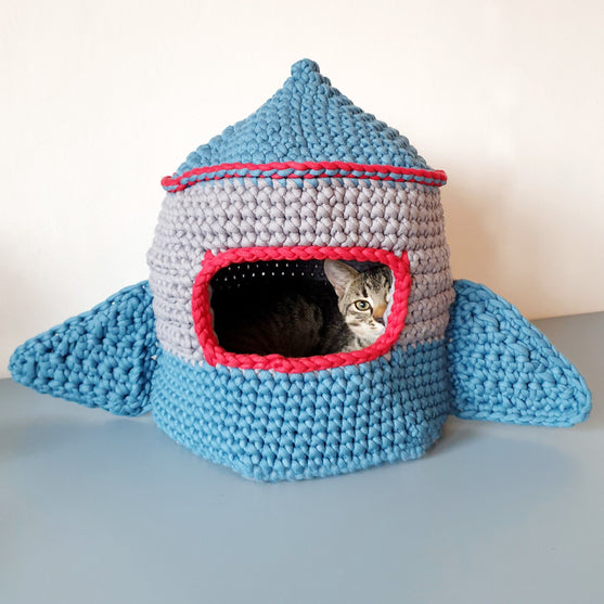 Space cat - Cat house
1