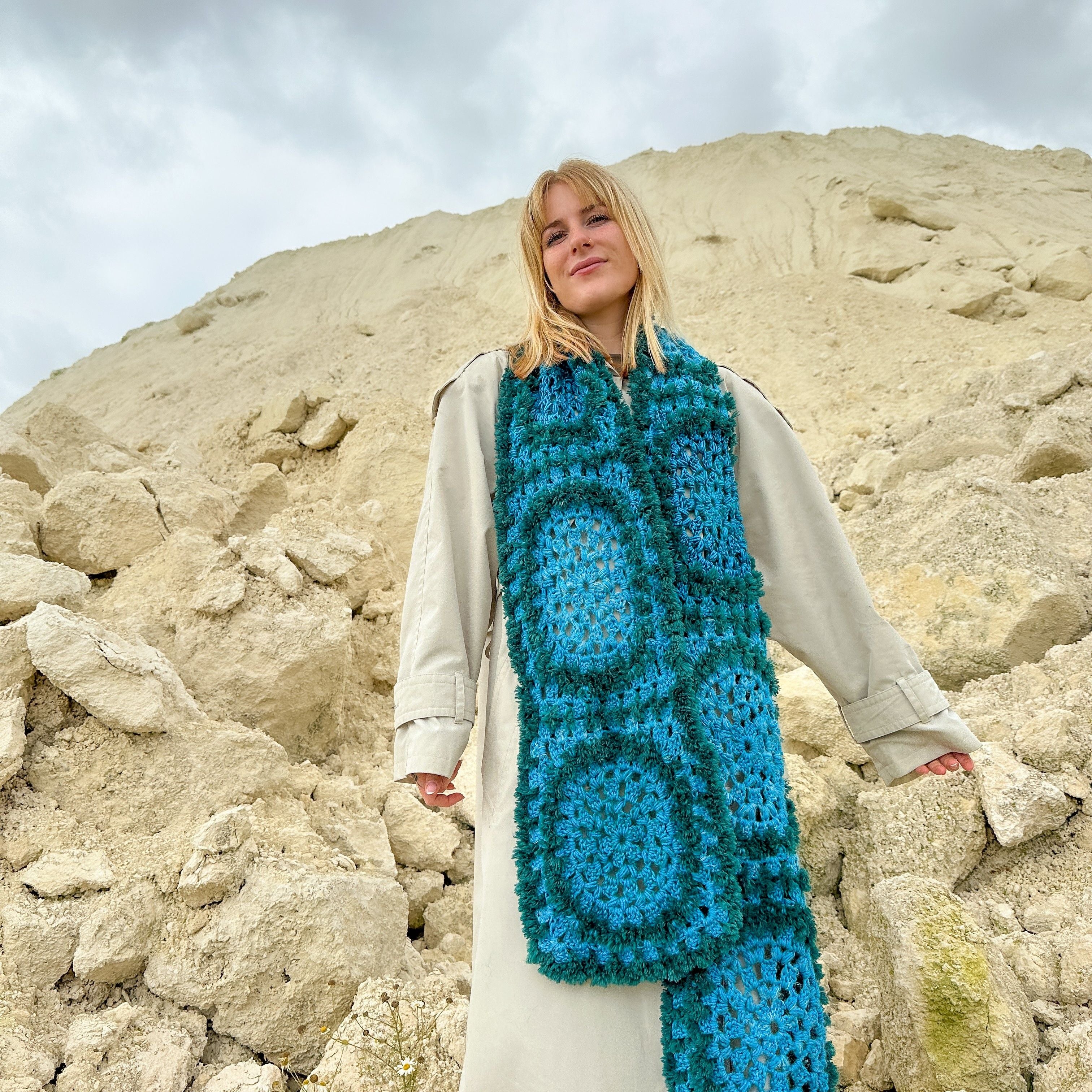 小物 Free Hugs intarsia-knit scarf Intarsia Tiles Scarf Knitting Pattern English – Intarsia Knits