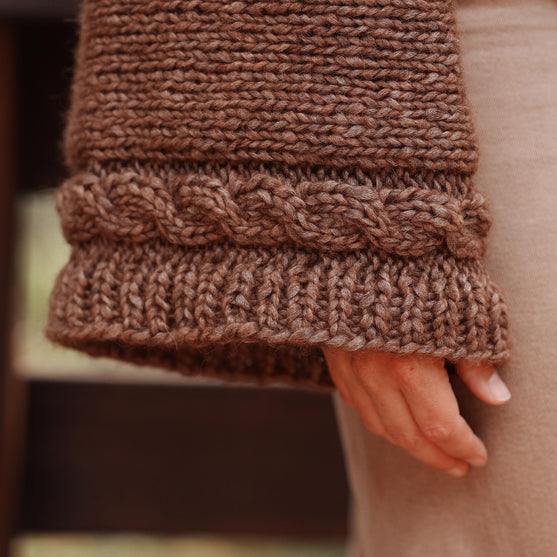 Lucent - Sweater
8